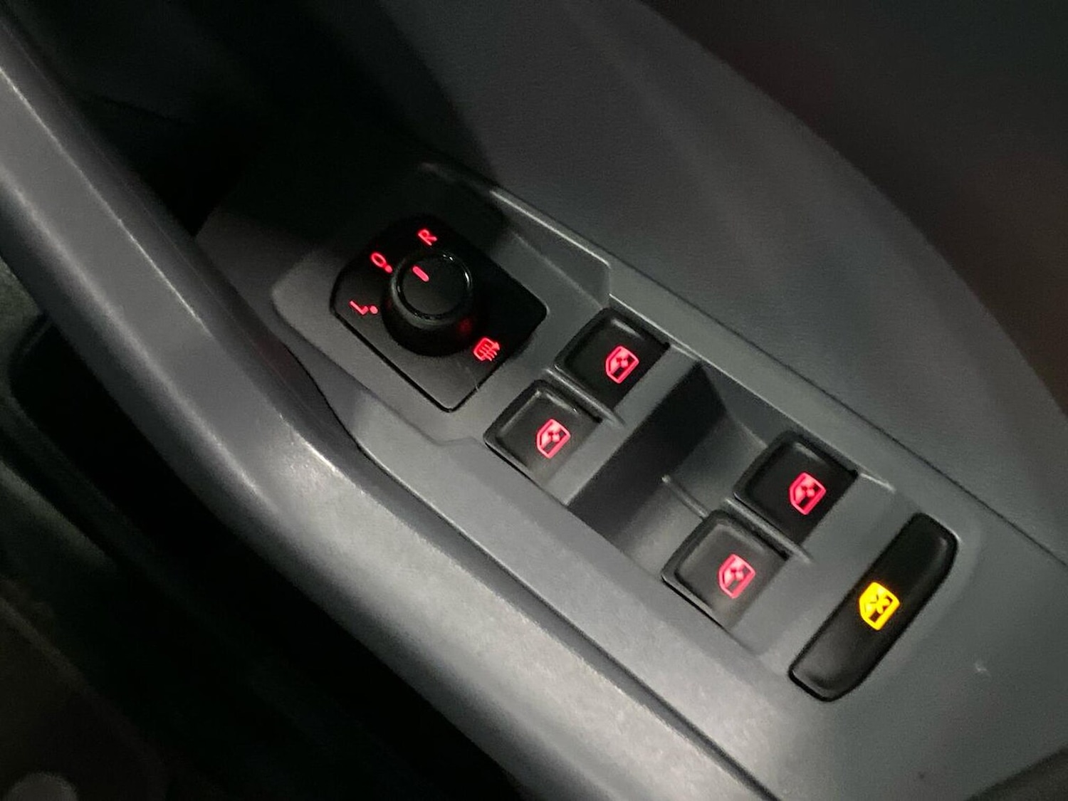 Used Volkswagen T-Cross 2020 for sale - 76547683: Photo 21