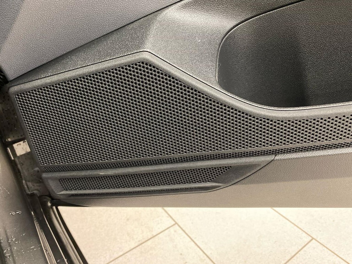 Used Volkswagen T-Cross 2020 for sale - 76547683: Photo 28