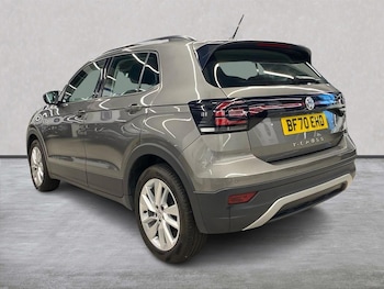 Used Volkswagen T-Cross 2020 for sale - 76547683: Photo