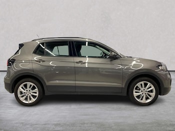 Used Volkswagen T-Cross 2020 for sale - 76547683: Photo