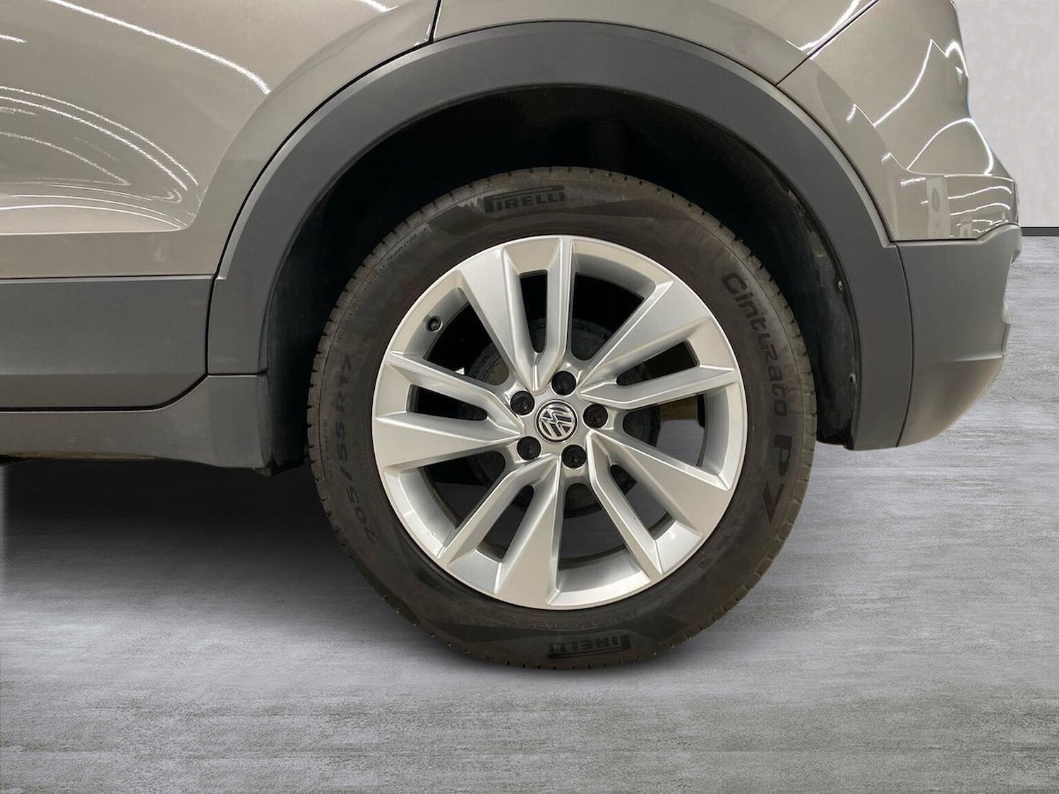 Used Volkswagen T-Cross 2020 for sale - 76547683: Photo 6