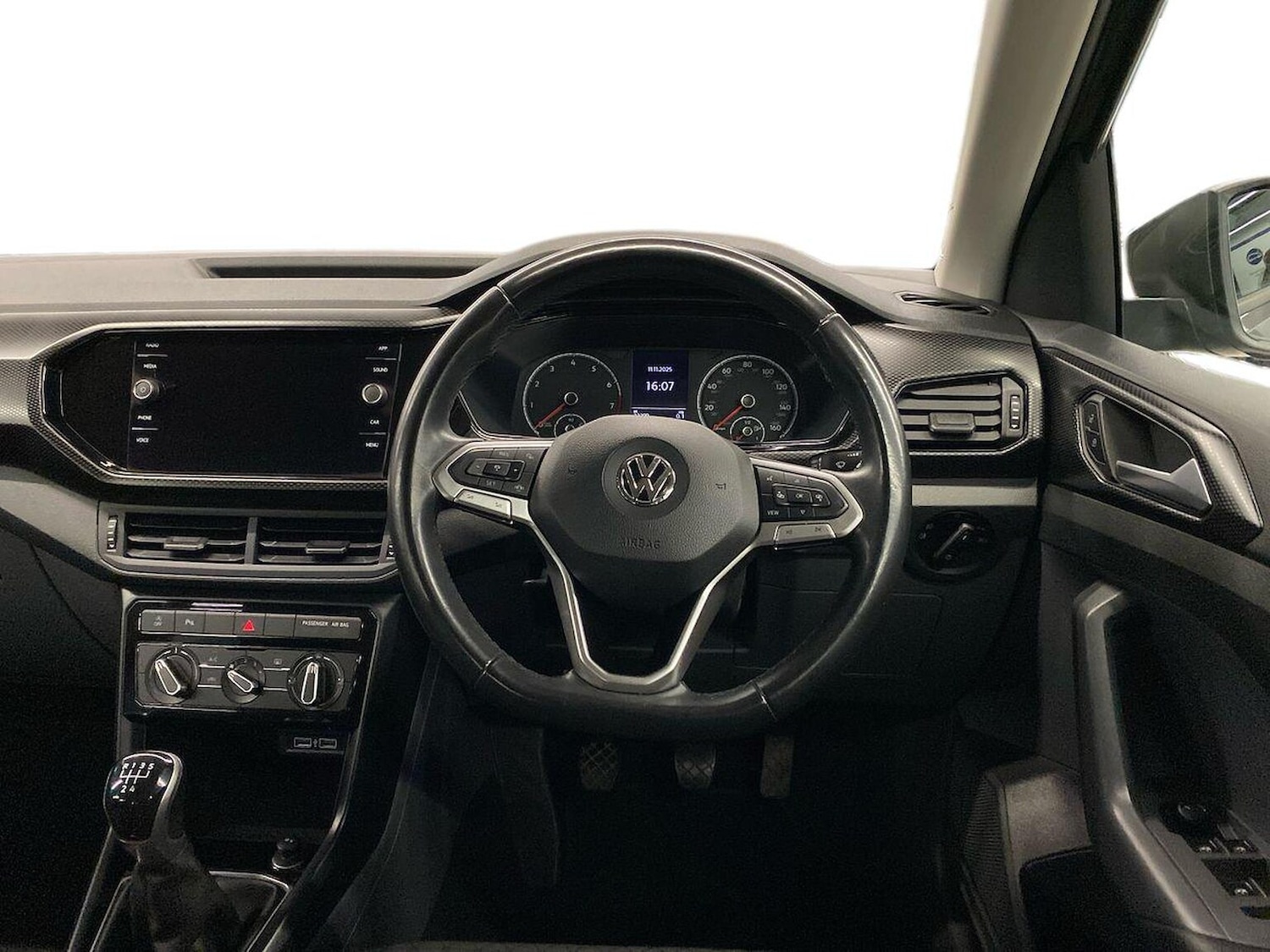 Used Volkswagen T-Cross 2020 for sale - 76547683: Photo 9