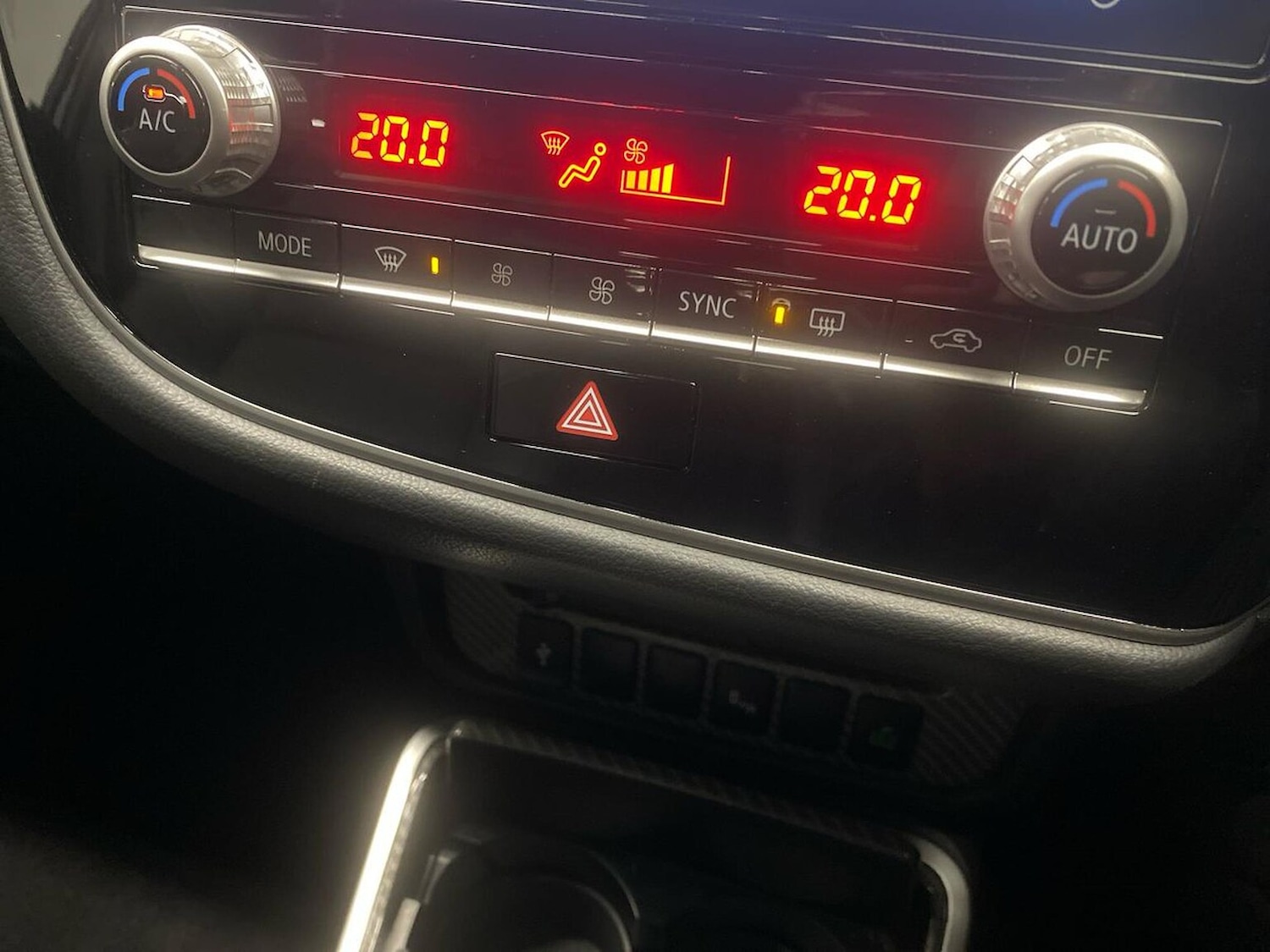 Used Mitsubishi Outlander 2021 for sale - 77028138: Photo 12