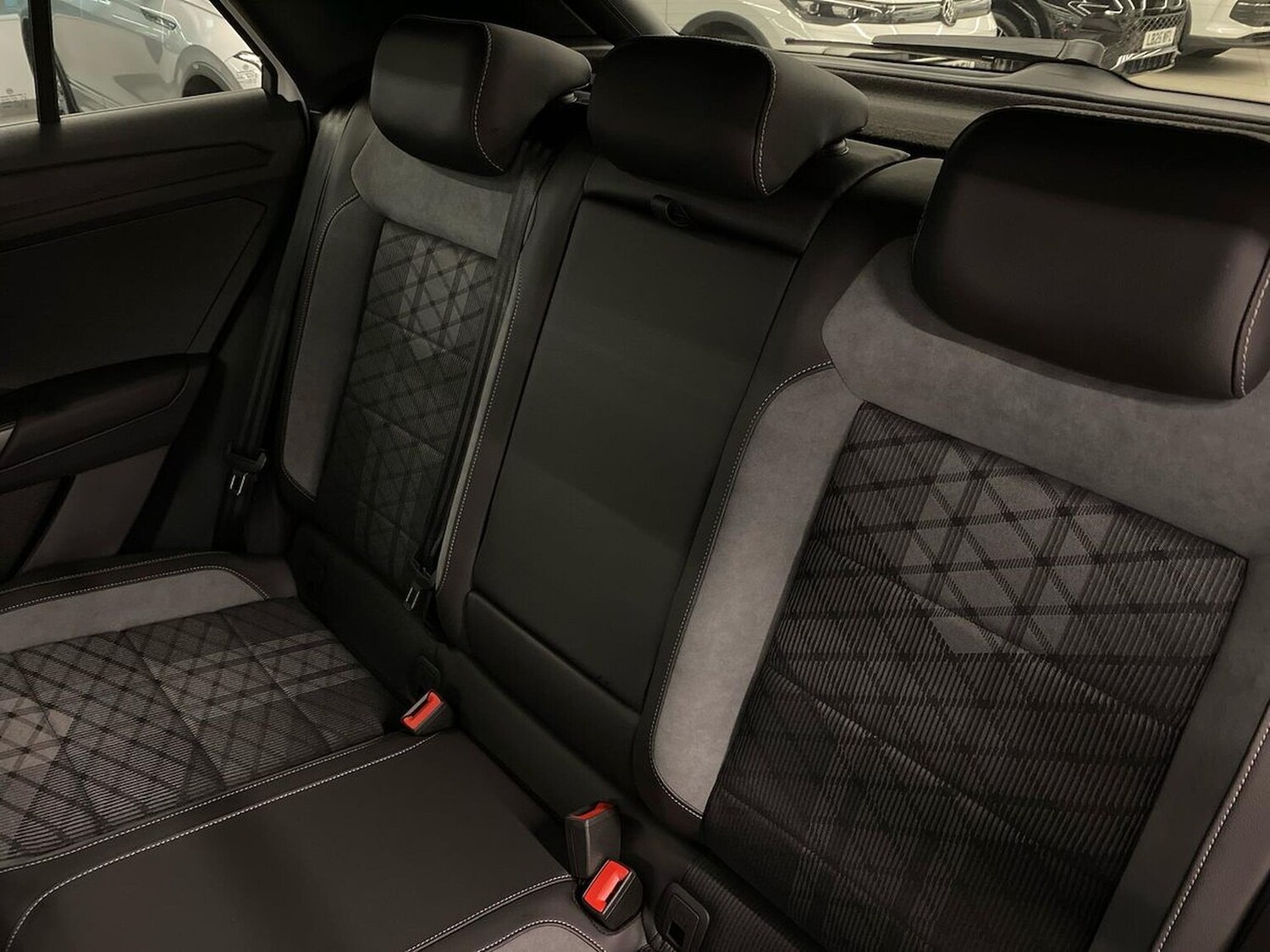 Used Volkswagen T-Roc 2025 for sale - 76536662: Photo 16