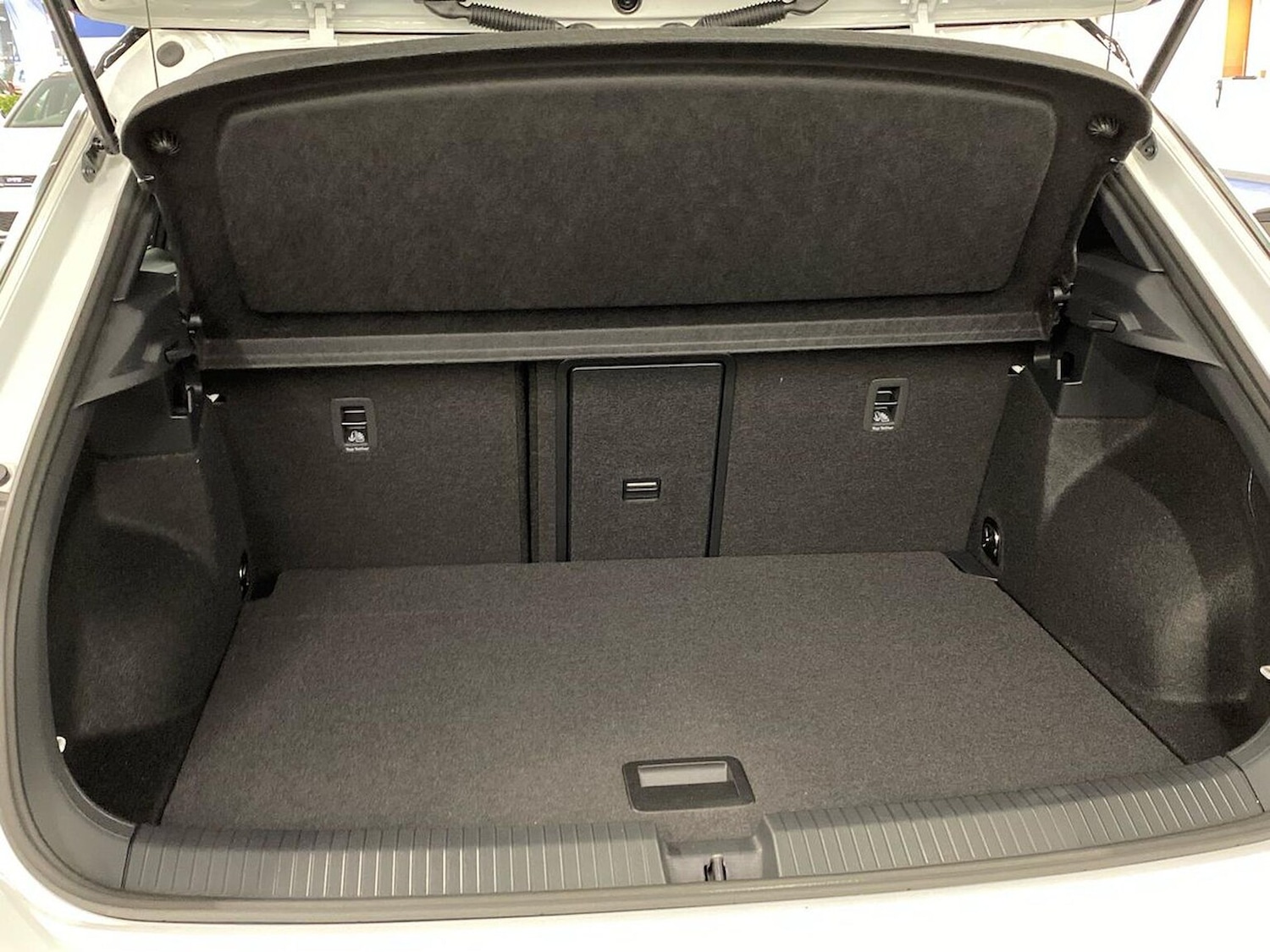 Used Volkswagen T-Roc 2025 for sale - 76536662: Photo 17