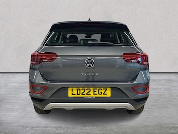 Used Volkswagen T-Roc 2022 for sale - 78353412: Photo