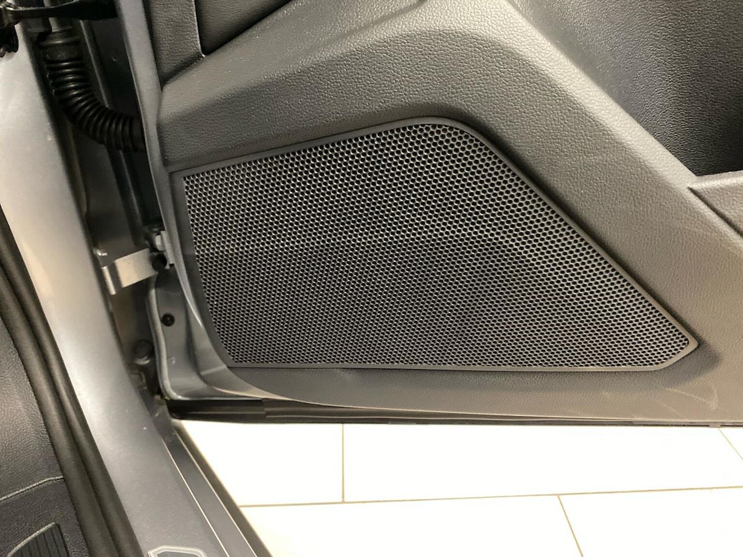 Used Volkswagen T-Roc 2025 for sale - 77639328: Photo 29