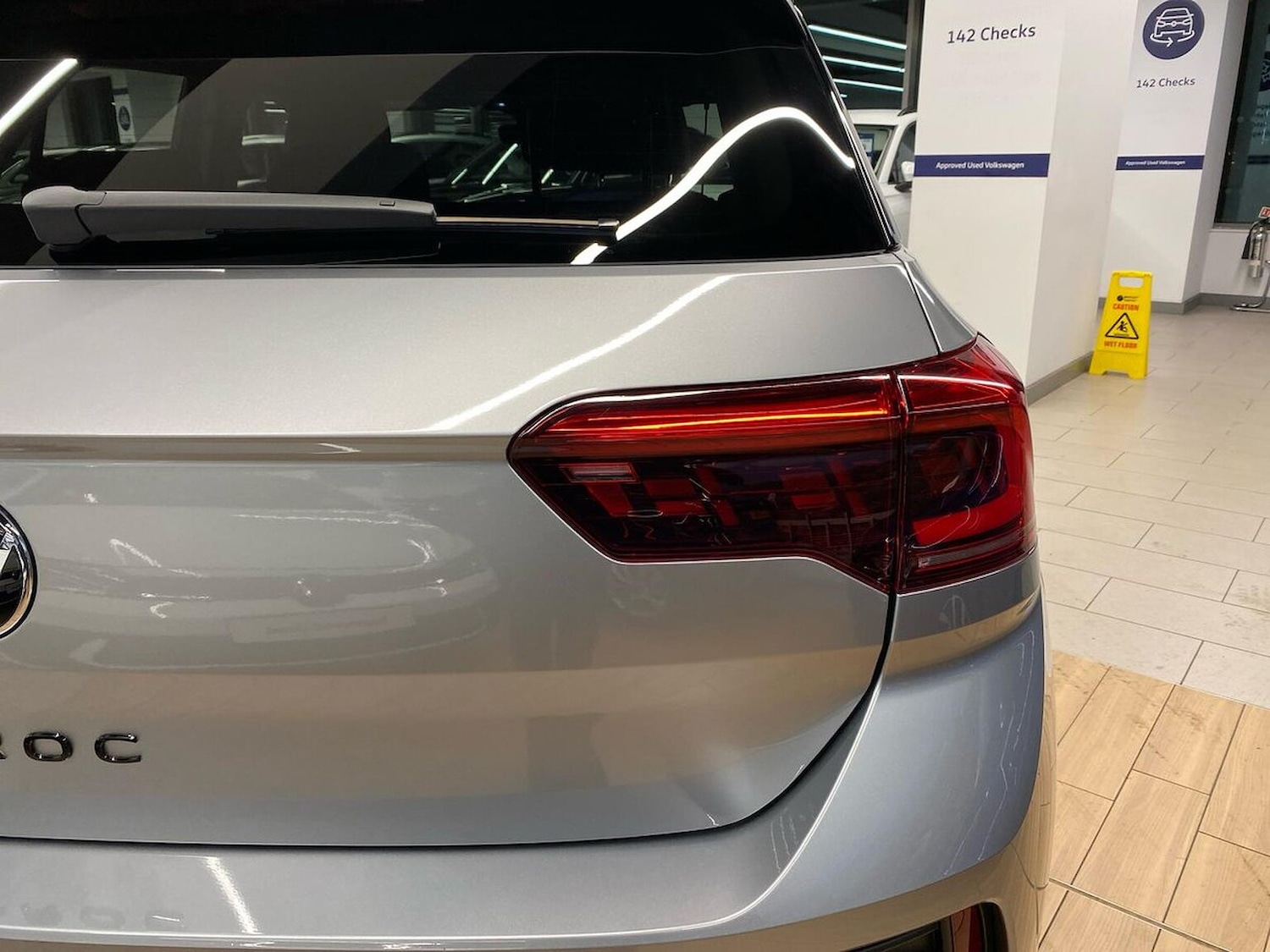 Used Volkswagen T-Roc 2025 for sale - 77639328: Photo 32