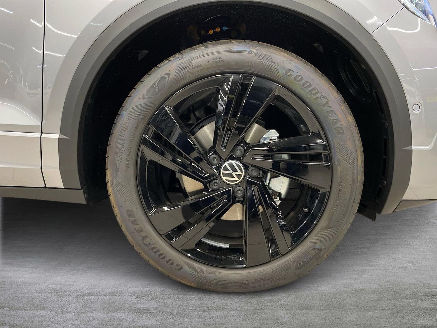 Used Volkswagen T-Roc 2025 for sale - 77639328: Photo 6