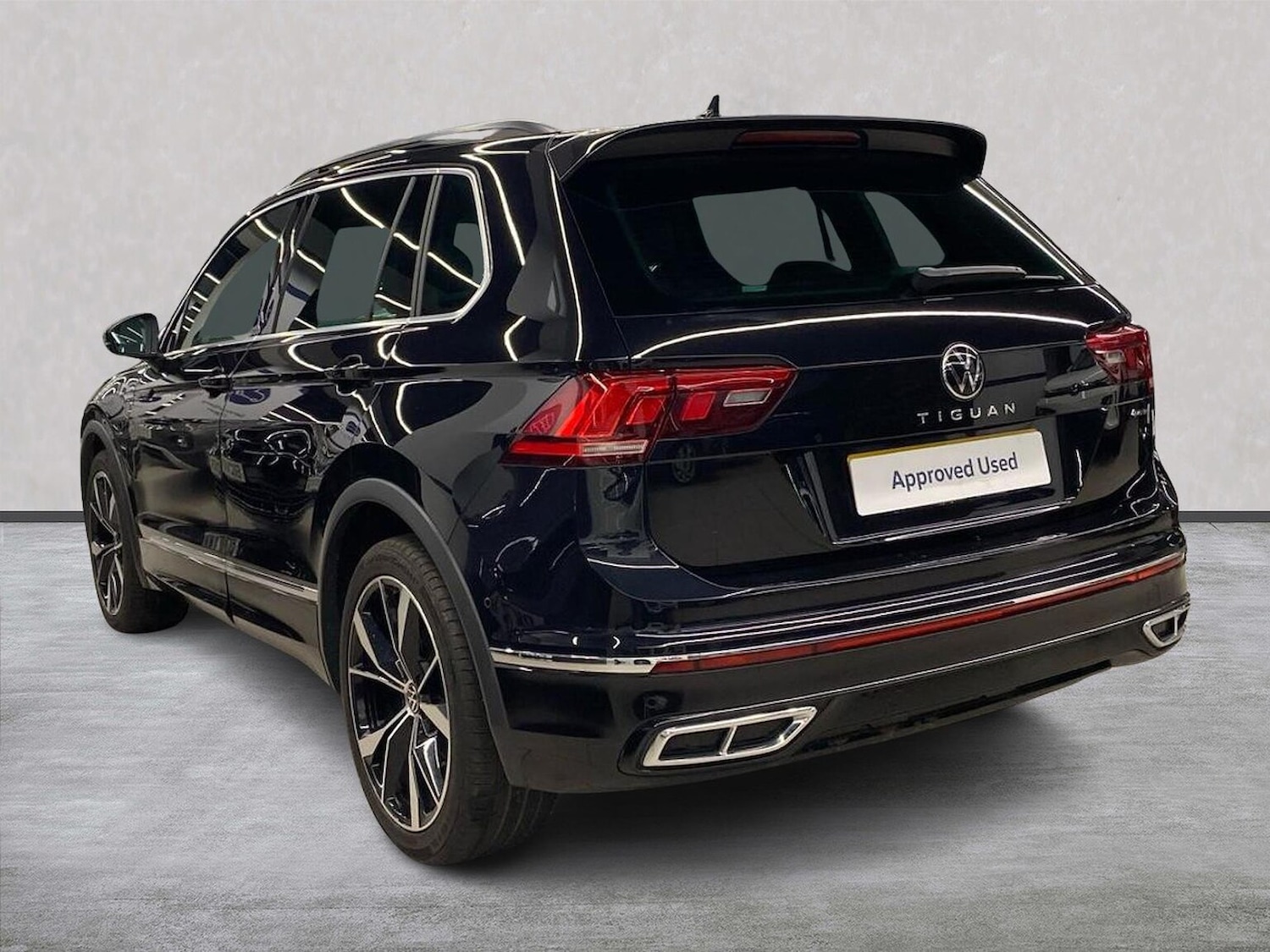 Used Volkswagen Tiguan 2023 for sale - 76735617: Photo 2