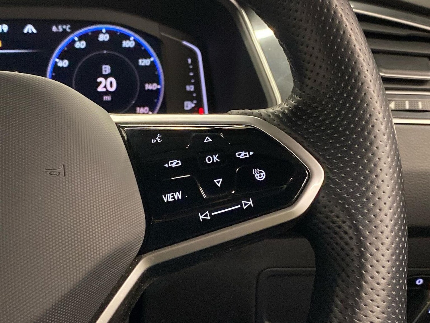 Used Volkswagen Tiguan 2023 for sale - 76735617: Photo 25