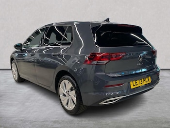 Used Volkswagen Golf 2024 for sale - 78340436: Photo