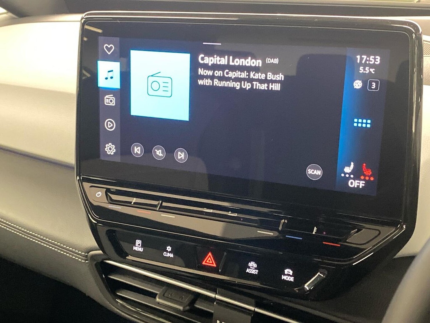 Used Volkswagen ID.3 2024 for sale - 77542519: Photo 11