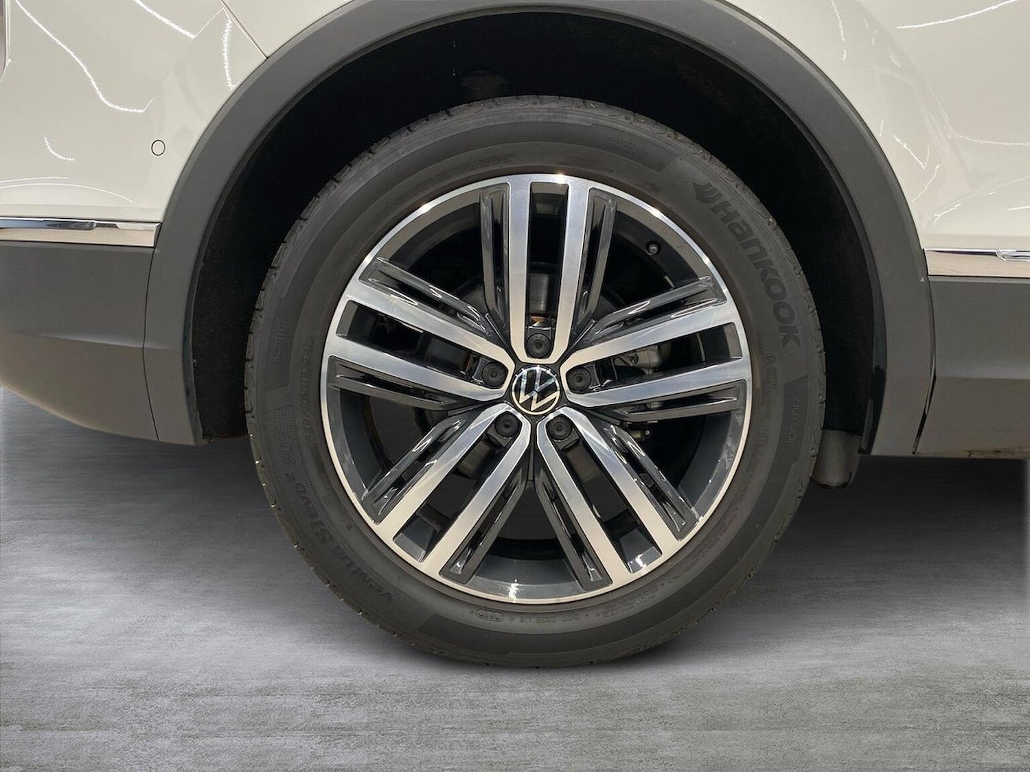 Used Volkswagen Tiguan 2021 for sale - 77906722: Photo 8