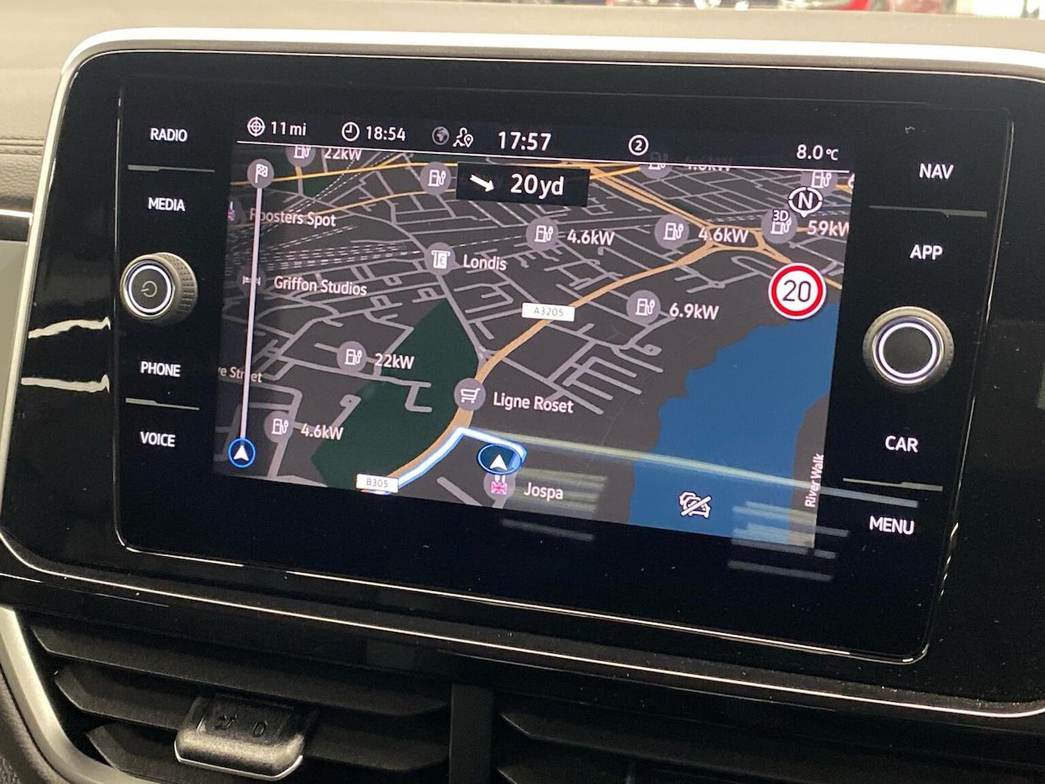 Used Volkswagen T-Roc 2025 for sale - 77528867: Photo 24