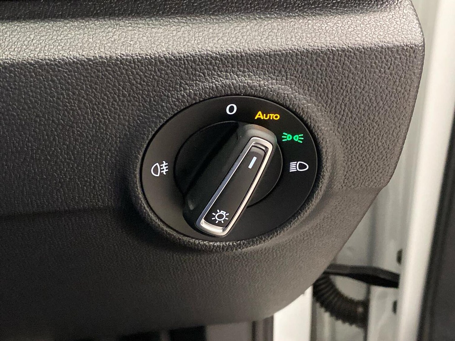 Used Volkswagen T-Roc 2025 for sale - 76526131: Photo 24