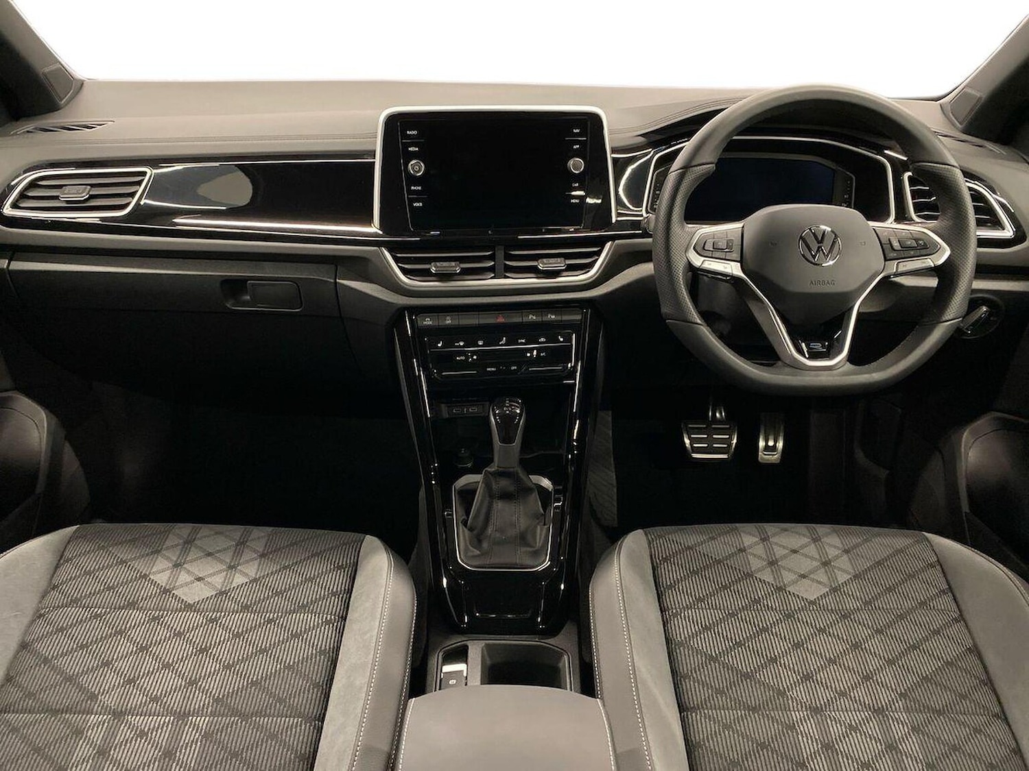 Used Volkswagen T-Roc 2025 for sale - 76526131: Photo 8