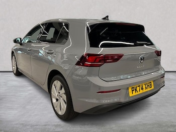 Used Volkswagen Golf 2024 for sale - 75490959: Photo