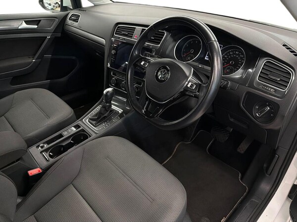 Used Volkswagen Golf 2018 for sale - 76331063: Photo 15