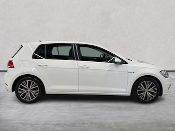Used Volkswagen Golf 2018 for sale - 76331063: Photo 3