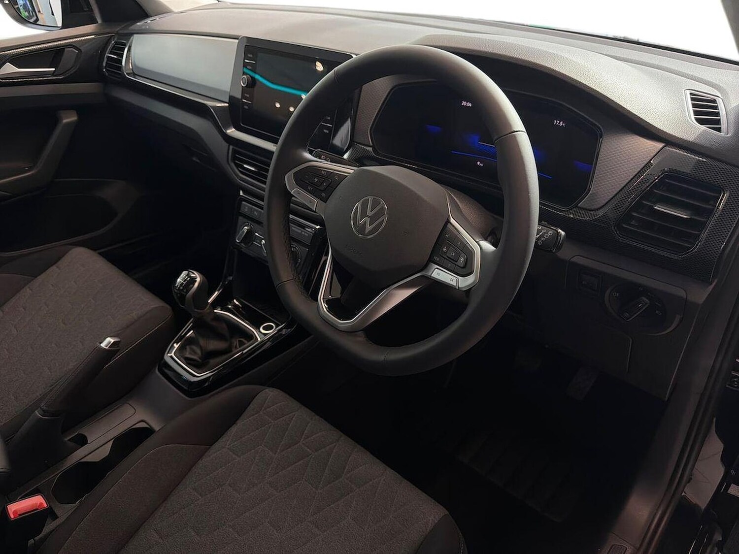 Used Volkswagen T-Cross 2025 for sale - 77487890: Photo 15