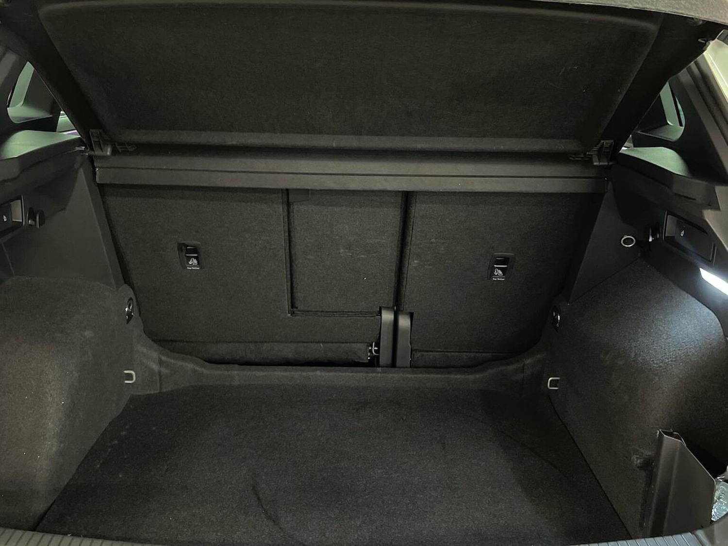 Used Volkswagen Tiguan 2023 for sale - 77797012: Photo 17