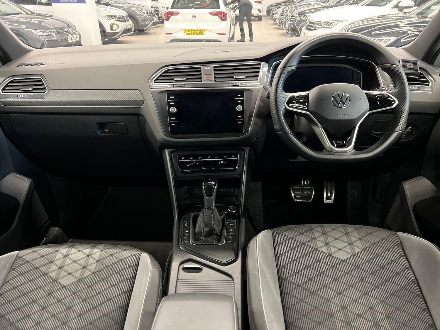 Used Volkswagen Tiguan 2023 for sale - 77797012: Photo 8