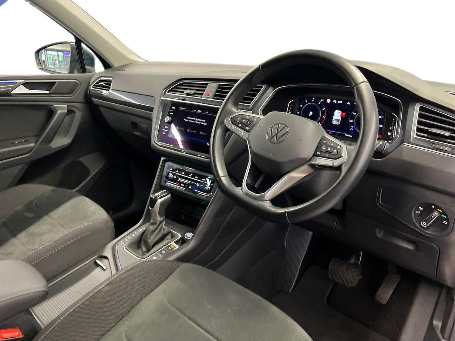 Used Volkswagen Tiguan 2023 for sale - 78194941: Photo 15