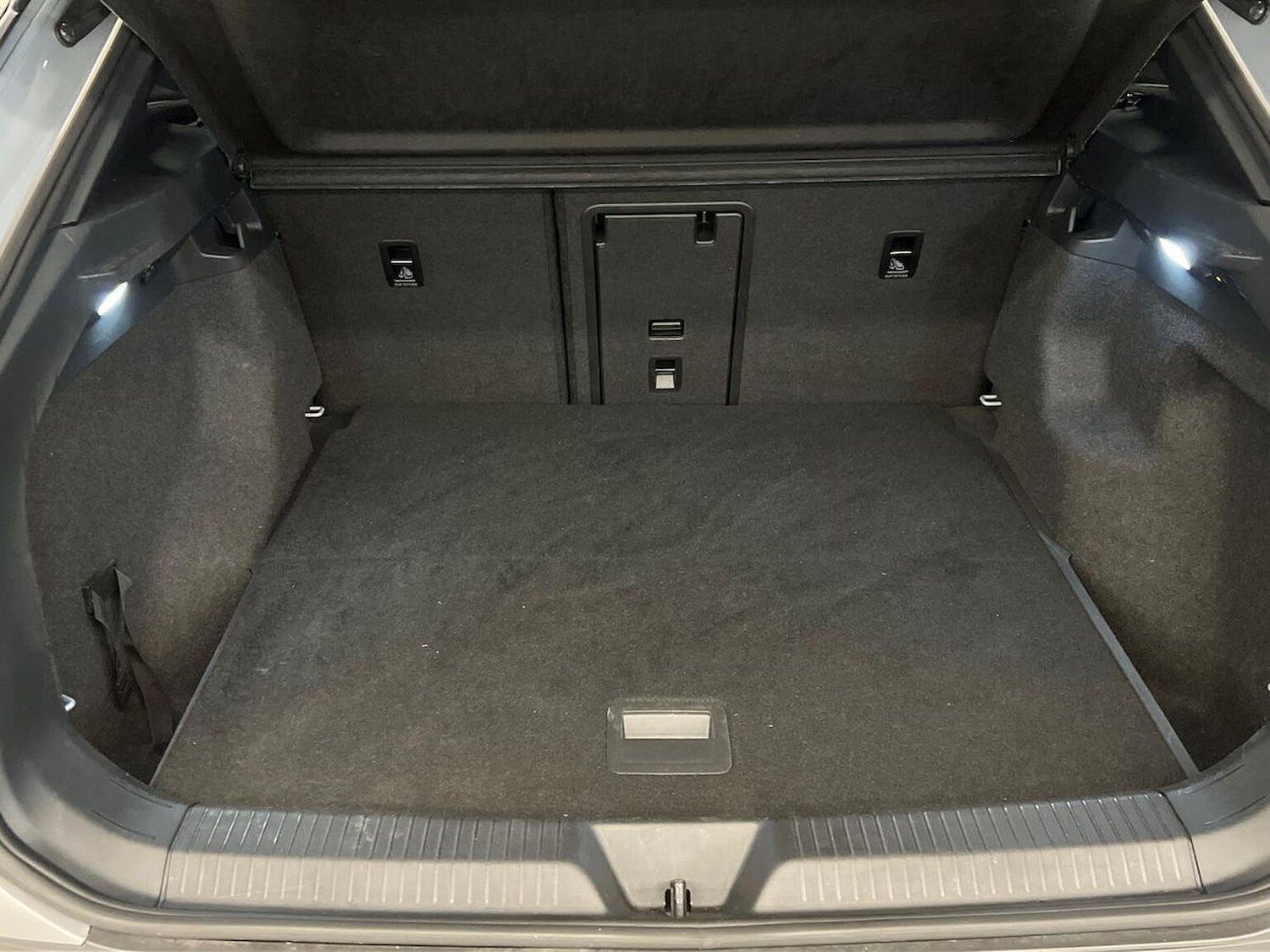 Used Volkswagen ID.4 2021 for sale - 77567675: Photo 17