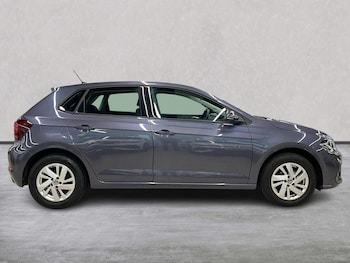 Used Volkswagen Polo 2022 for sale - 76543005: Photo