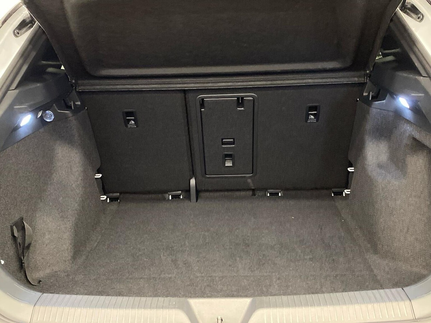 Used Volkswagen ID.4 2025 for sale - 76555444: Photo 17