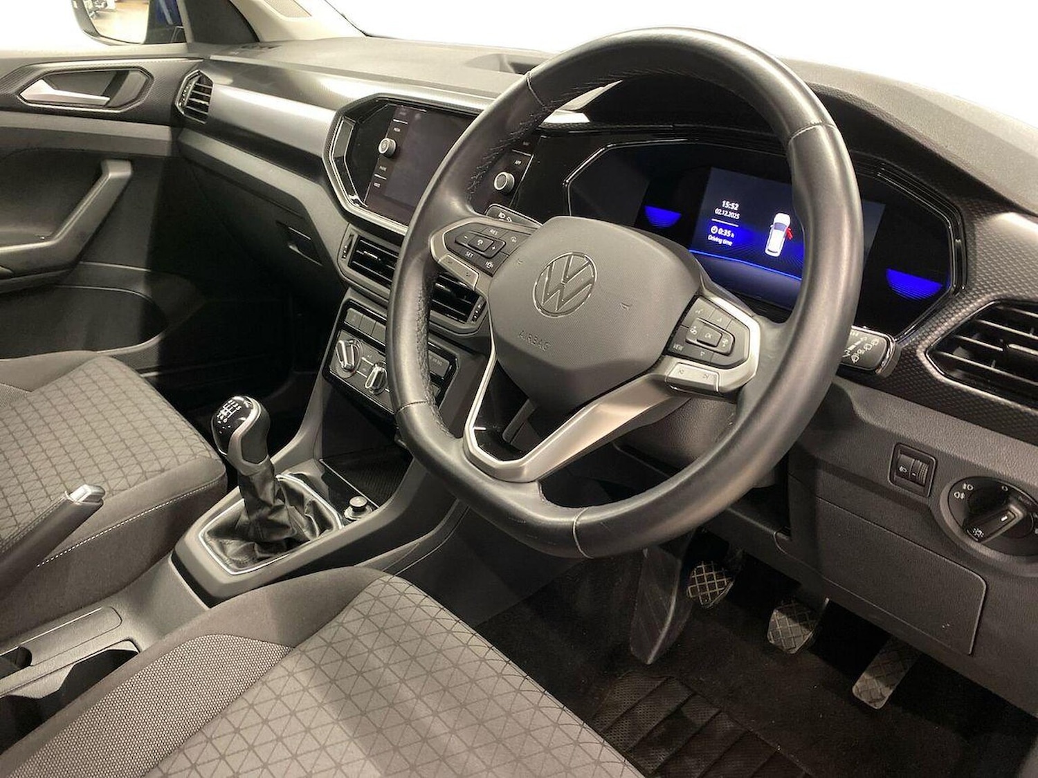 Used Volkswagen T-Cross 2023 for sale - 76785193: Photo 15