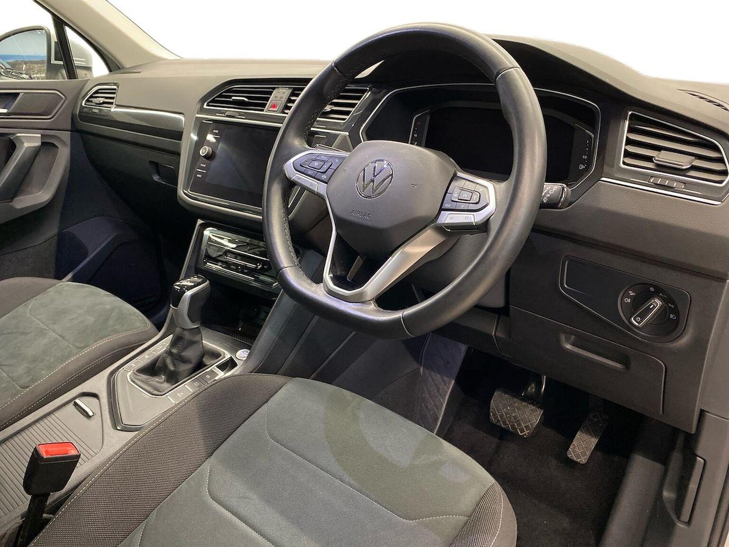Used Volkswagen Tiguan 2022 for sale - 76986962: Photo 16