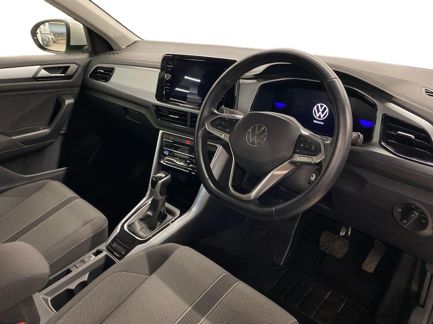 Used Volkswagen T-Roc 2022 for sale - 77729971: Photo 15