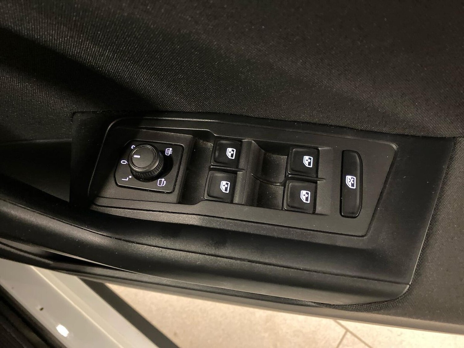 Used Volkswagen T-Roc 2022 for sale - 77729971: Photo 21