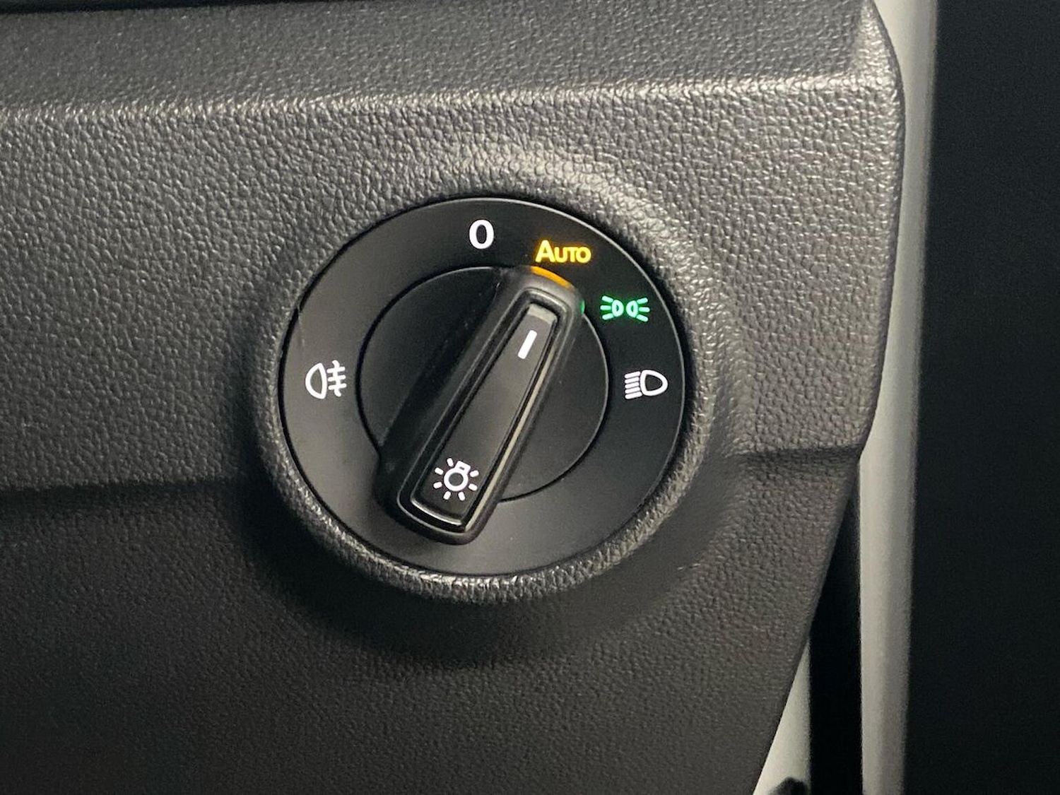 Used Volkswagen T-Roc 2022 for sale - 77729971: Photo 23