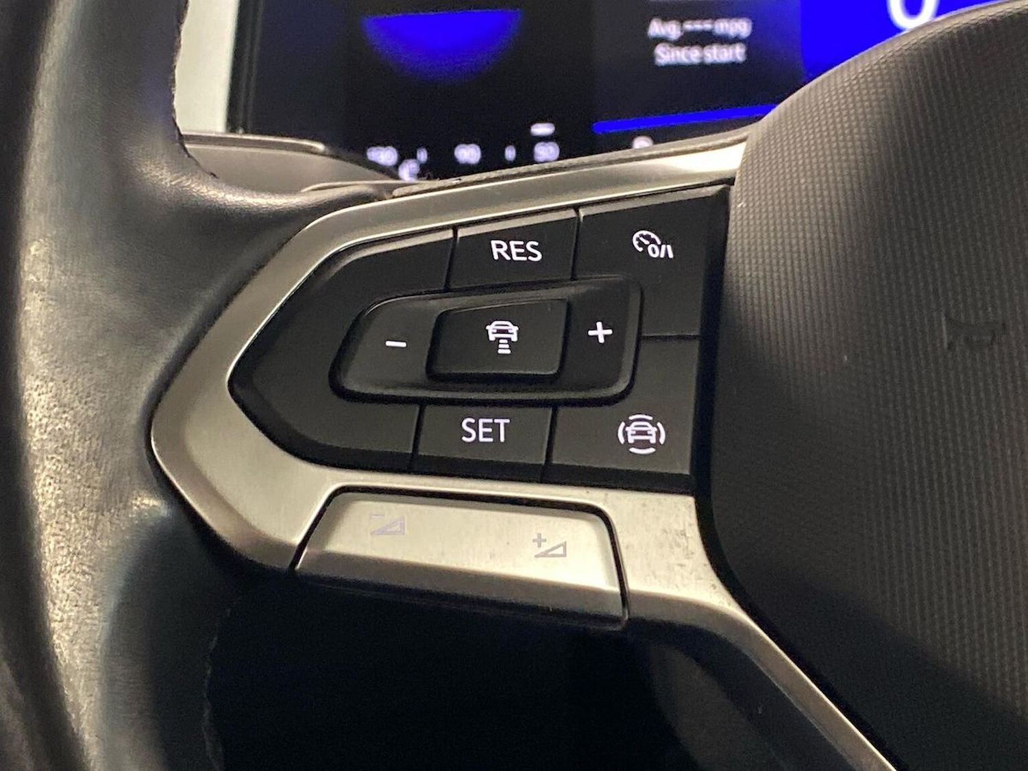 Used Volkswagen T-Roc 2022 for sale - 77729971: Photo 25