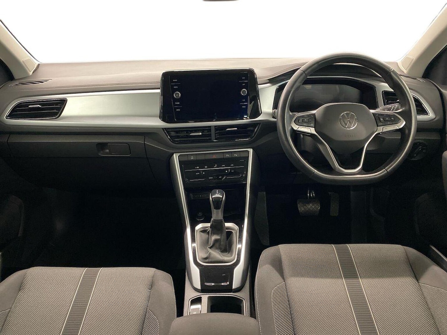 Used Volkswagen T-Roc 2022 for sale - 77729971: Photo 8