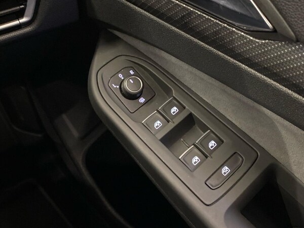 Used Volkswagen Golf 2024 for sale - 76273534: Photo 21