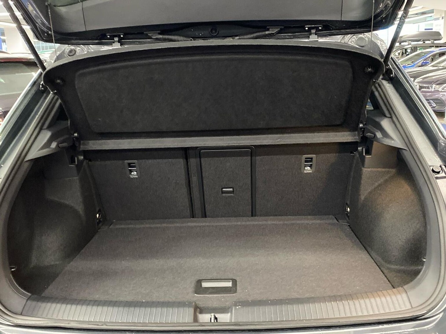 Used Volkswagen T-Roc 2025 for sale - 76292959: Photo 17