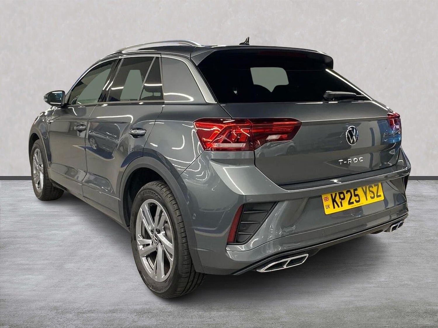 Used Volkswagen T-Roc 2025 for sale - 76292959: Photo 2