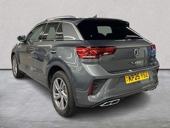 Used Volkswagen T-Roc 2025 for sale - 76292959: Photo