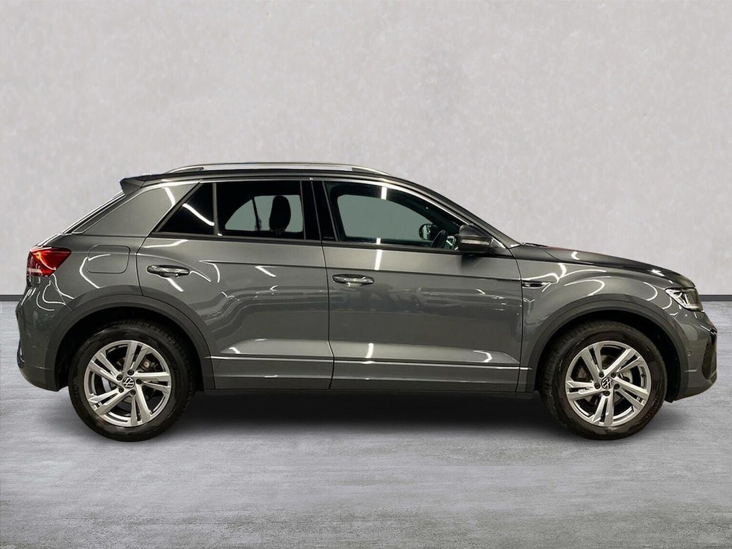 Used Volkswagen T-Roc 2025 for sale - 76292959: Photo 3