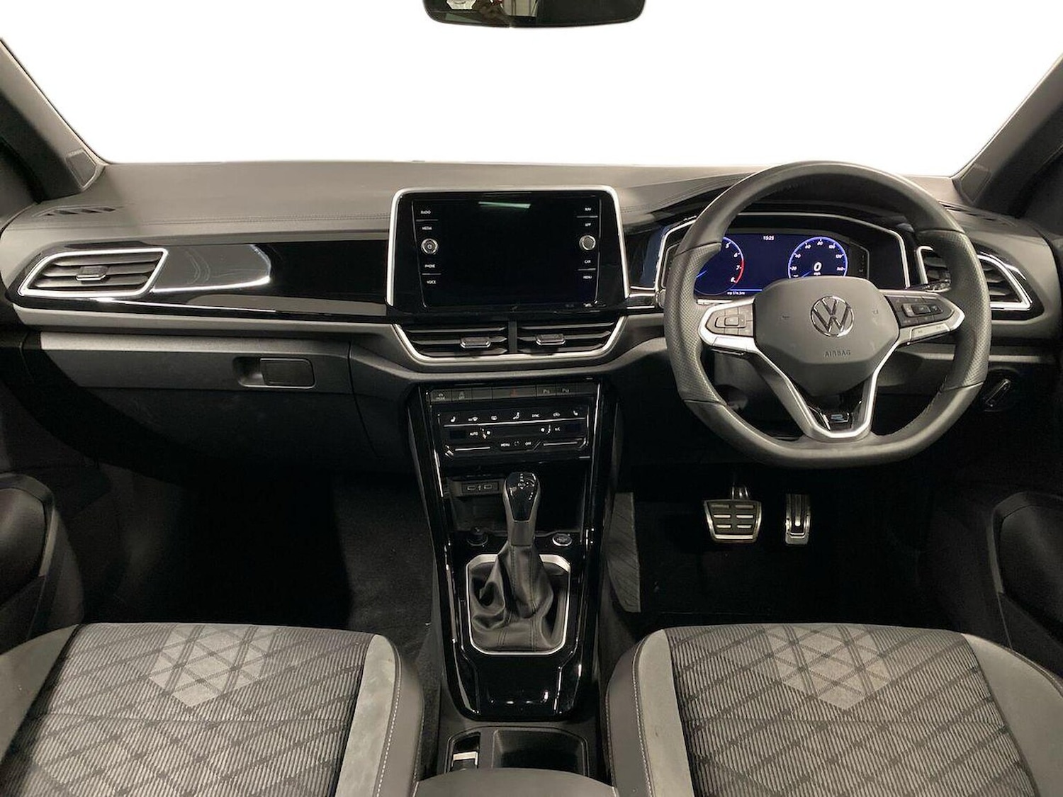 Used Volkswagen T-Roc 2025 for sale - 76292959: Photo 8