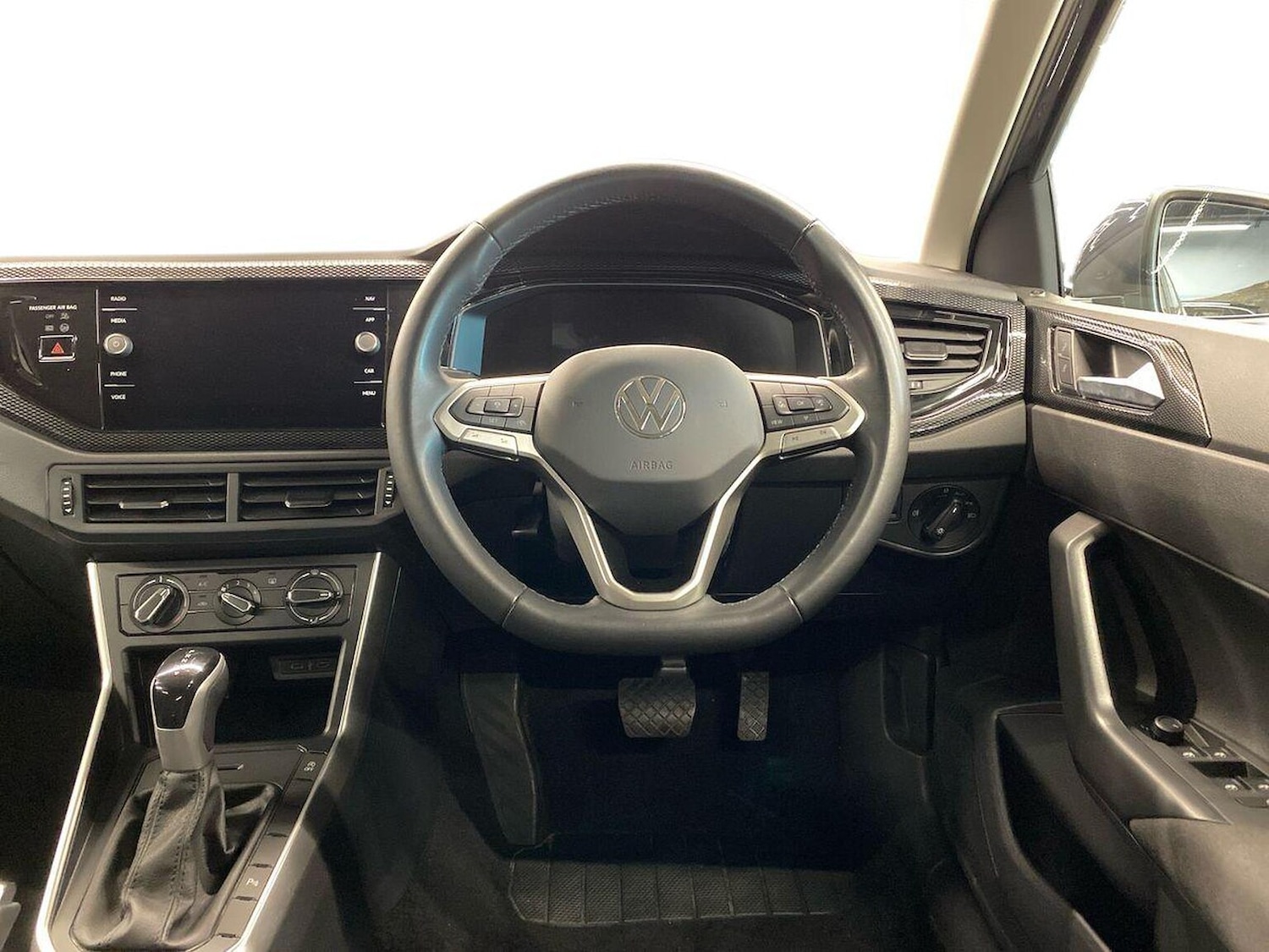 Used Volkswagen Polo 2024 for sale - 76663058: Photo 9