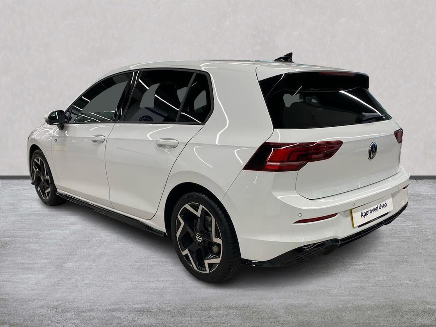 Used Volkswagen Golf 2025 for sale - 77008245: Photo 2