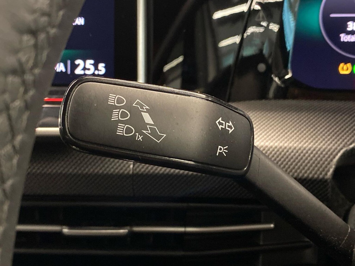 Used Volkswagen Golf 2025 for sale - 77008245: Photo 30