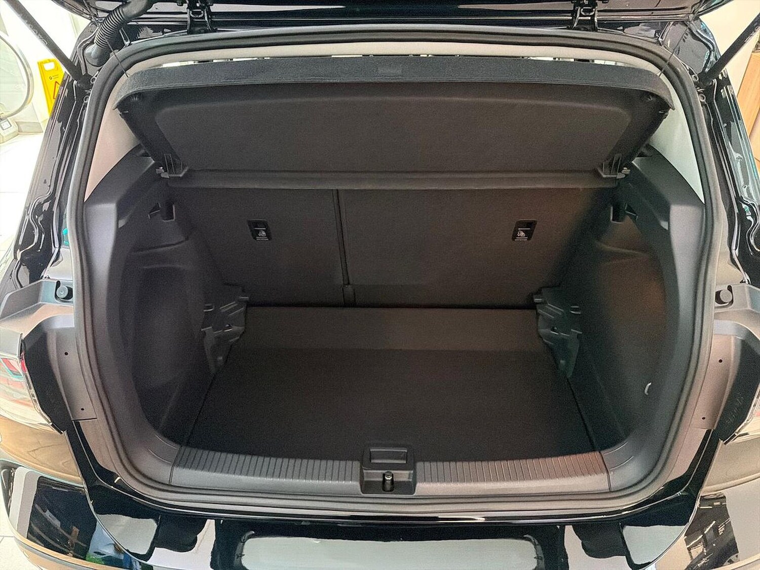 Used Volkswagen T-Cross 2025 for sale - 77487884: Photo 17