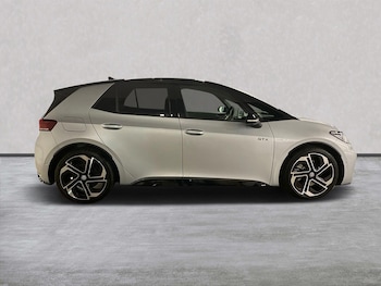 Used Volkswagen ID.3 2025 for sale - 76128978: Photo 3
