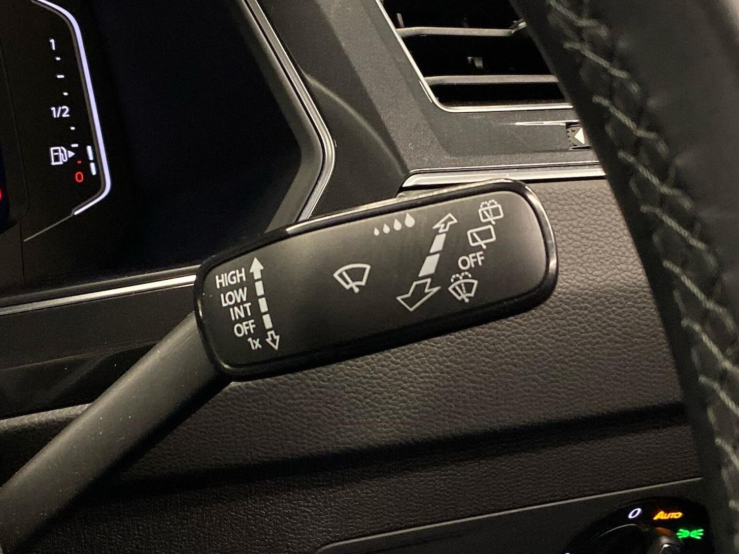 Used Volkswagen Tiguan 2023 for sale - 78064476: Photo 27